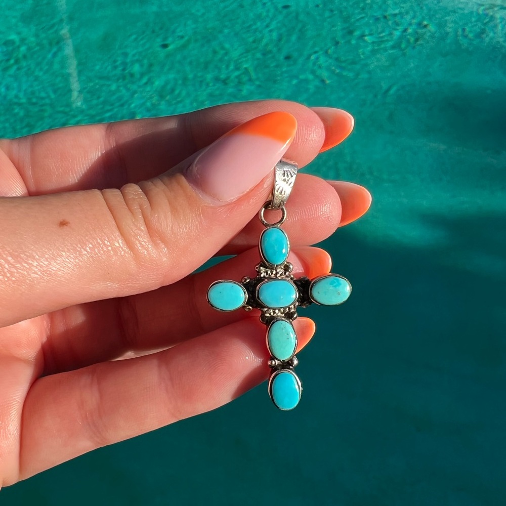 turquoise sterling silver pendant